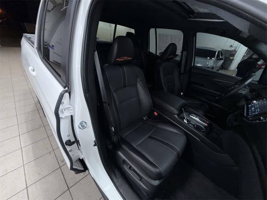 used 2025 Honda Ridgeline car, priced at $38,412