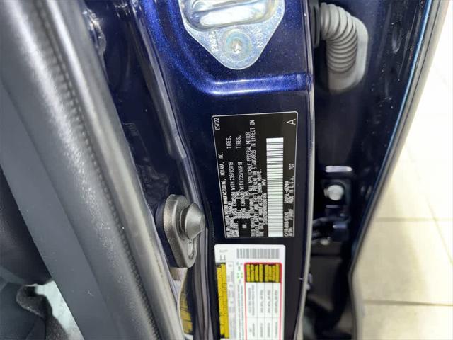 used 2022 Toyota Highlander car, priced at $38,440