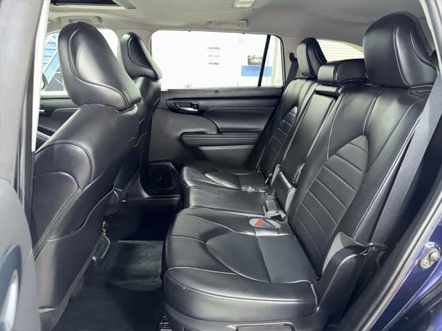 used 2022 Toyota Highlander car, priced at $38,440