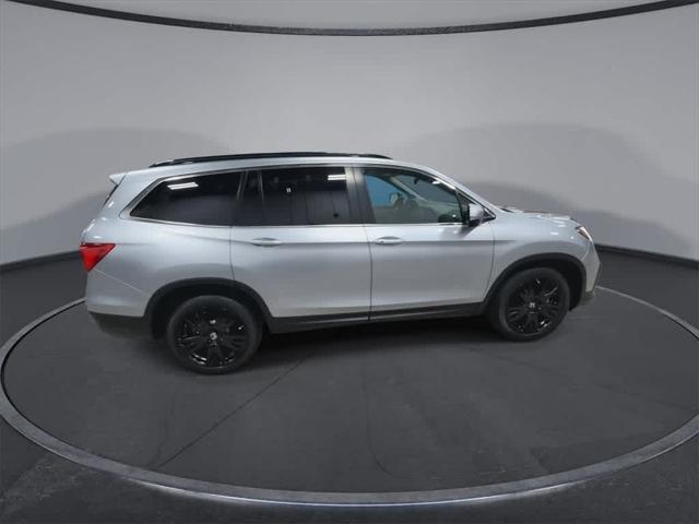 used 2022 Honda Pilot car, priced at $30,000