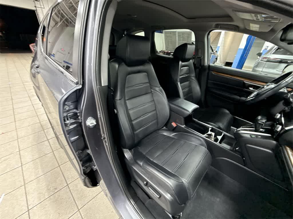 used 2022 Honda CR-V car, priced at $28,995