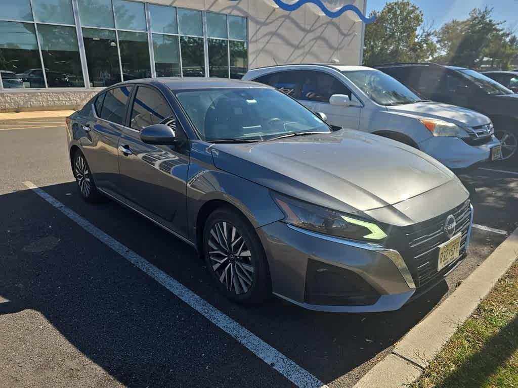 used 2023 Nissan Altima car, priced at $19,222
