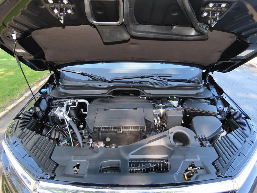 new 2025 Honda Pilot car, priced at $47,677