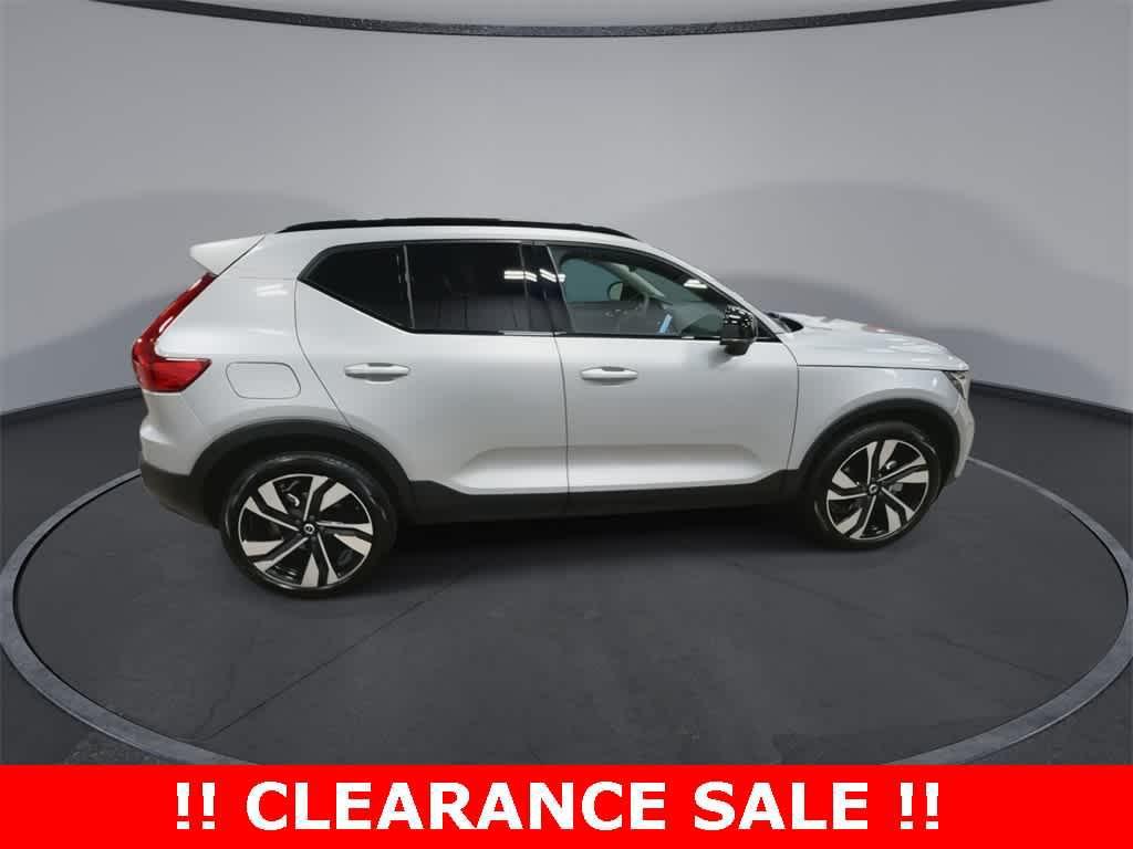 used 2023 Volvo XC40 car, priced at $30,895
