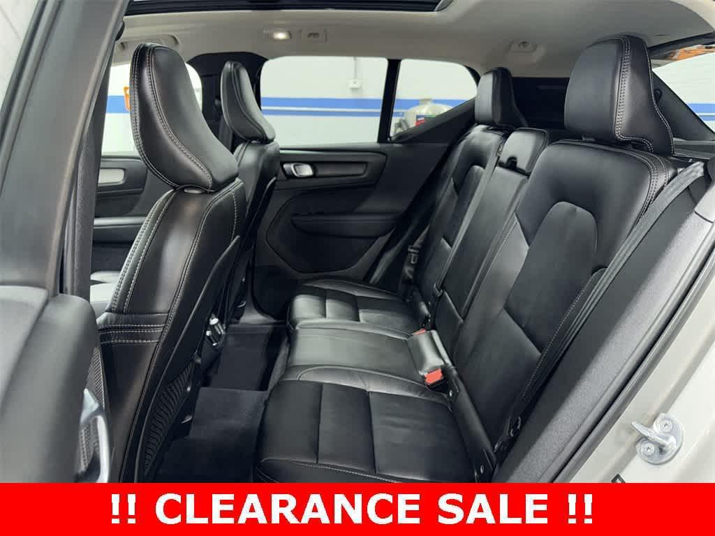used 2023 Volvo XC40 car, priced at $30,895