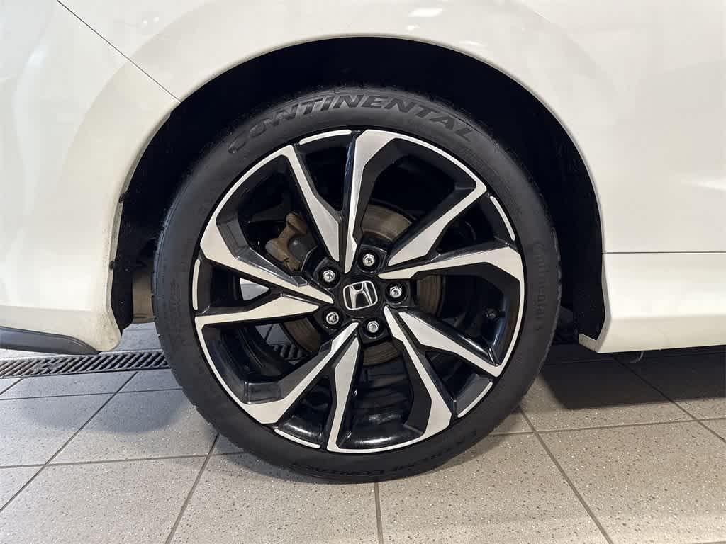 used 2019 Honda Civic Si car, priced at $17,925