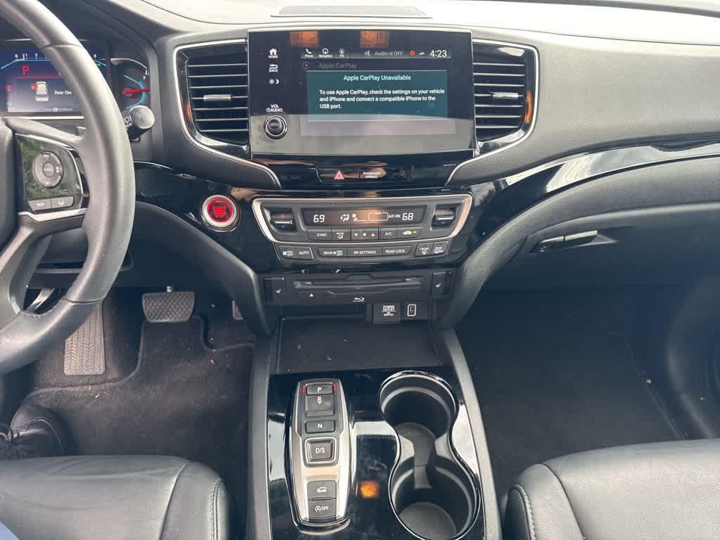 used 2022 Honda Pilot car, priced at $33,500
