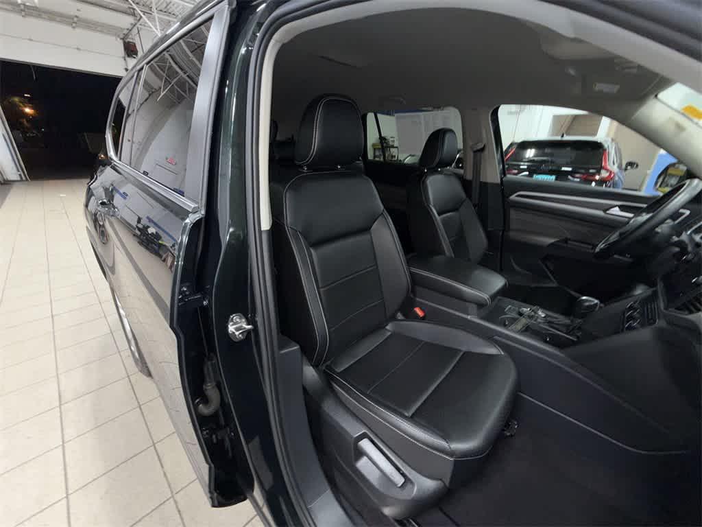 used 2021 Volkswagen Atlas car, priced at $26,165