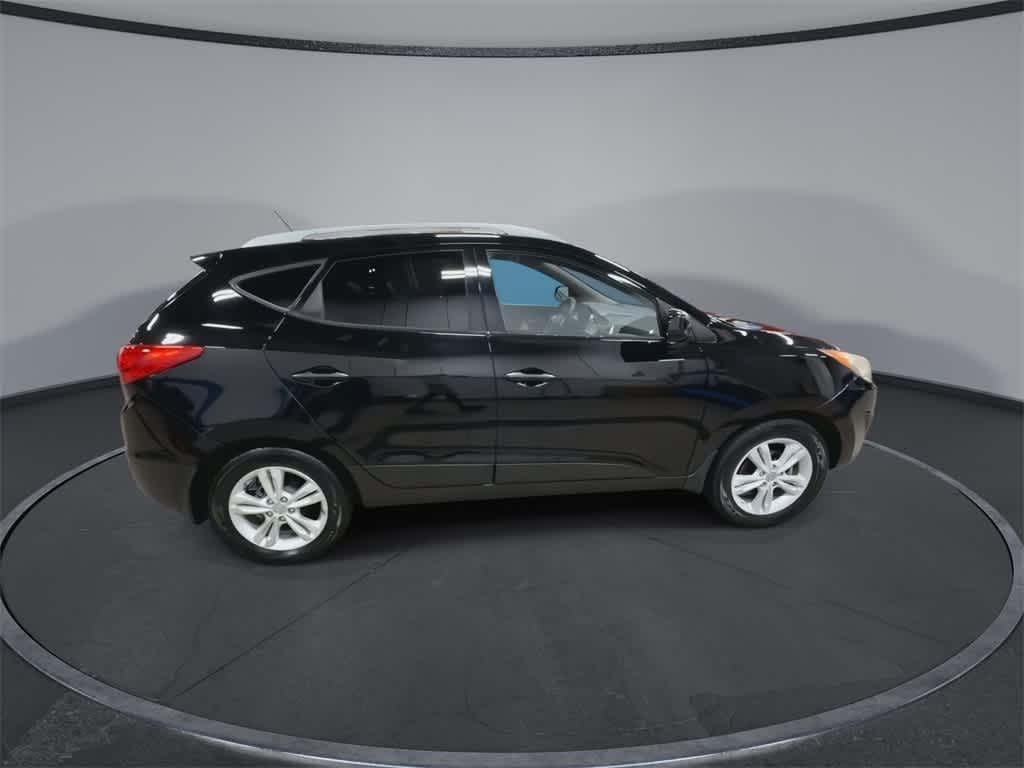 used 2011 Hyundai Tucson car, priced at $5,250