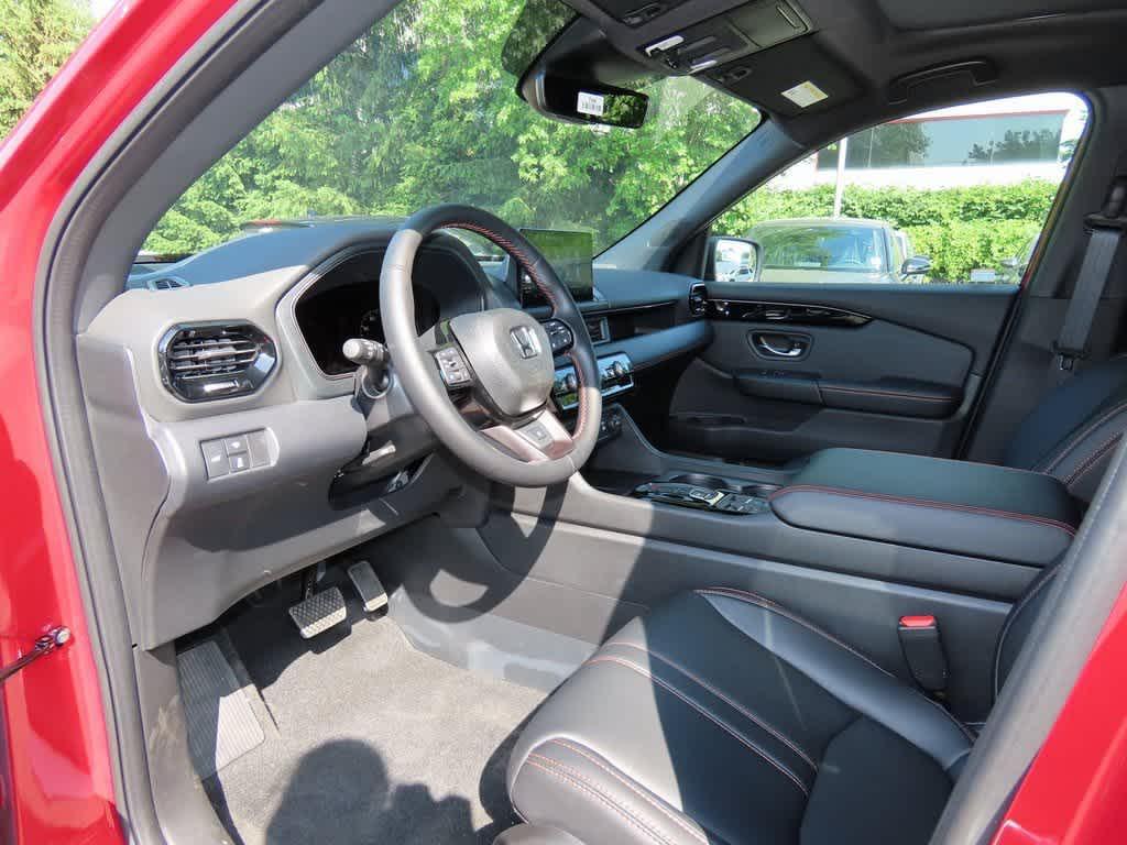 new 2025 Honda Pilot car, priced at $48,830