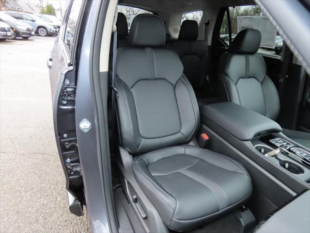 new 2025 Honda Pilot car, priced at $50,950