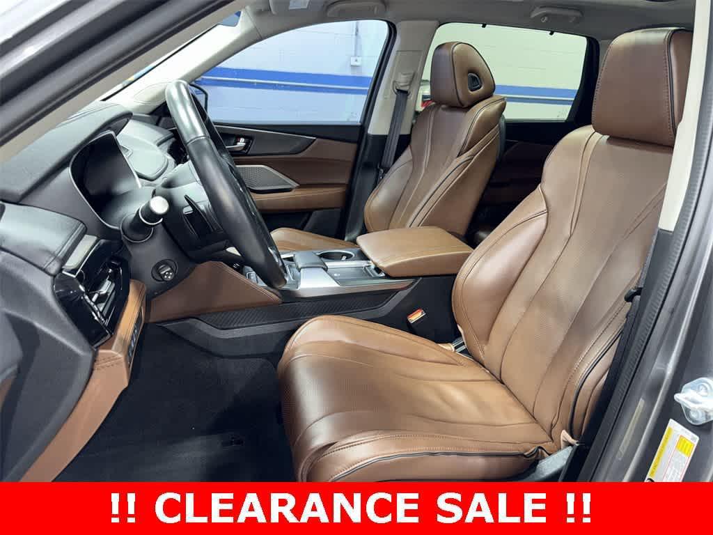 used 2023 Acura MDX car, priced at $39,600
