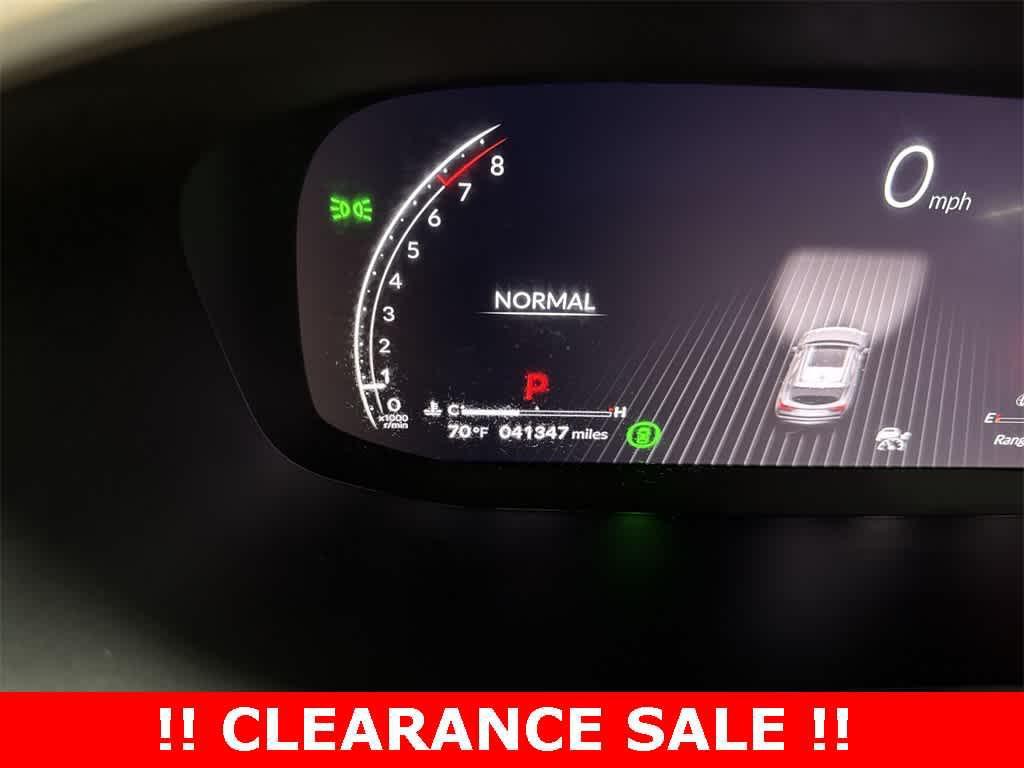 used 2023 Acura MDX car, priced at $39,600