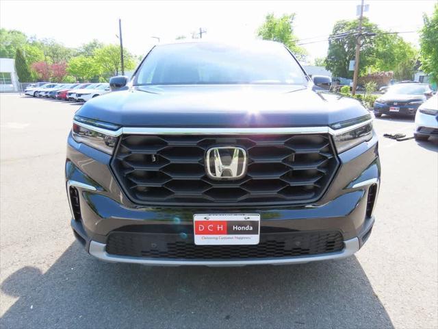 new 2025 Honda Pilot car, priced at $46,995