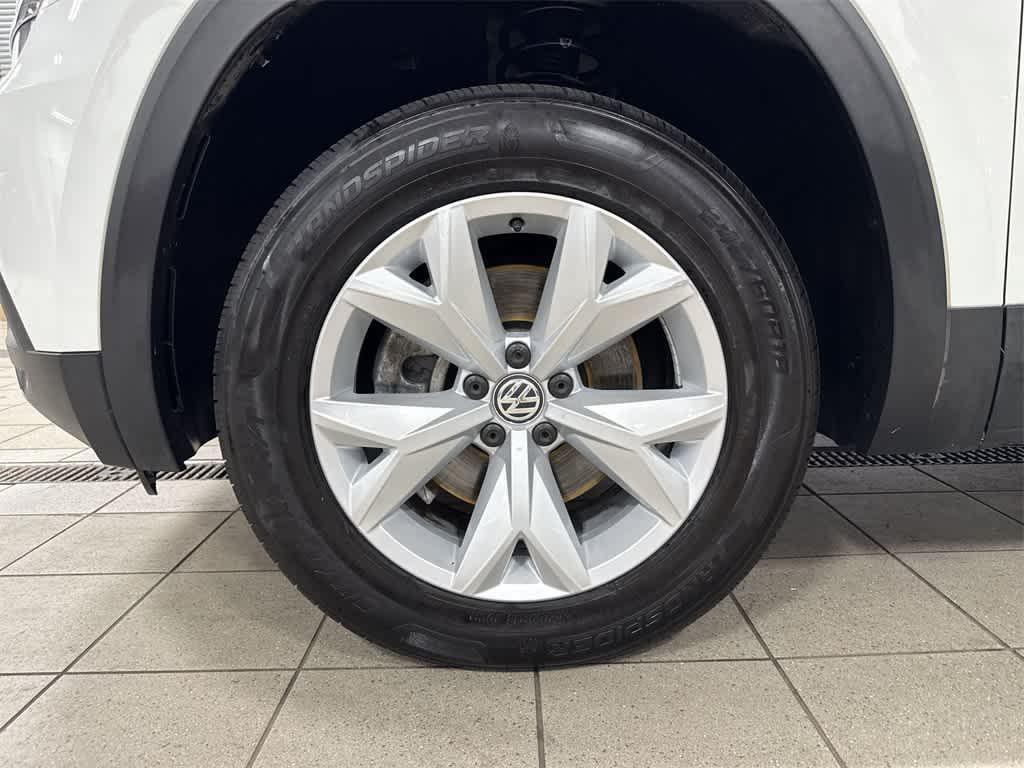 used 2018 Volkswagen Atlas car, priced at $14,556