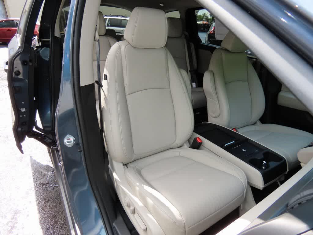 new 2026 Honda Odyssey car, priced at $43,115