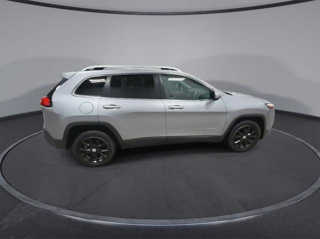 used 2018 Jeep Cherokee car, priced at $13,195