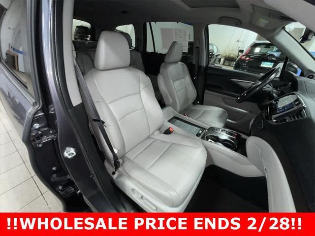 used 2022 Honda Pilot car, priced at $27,185