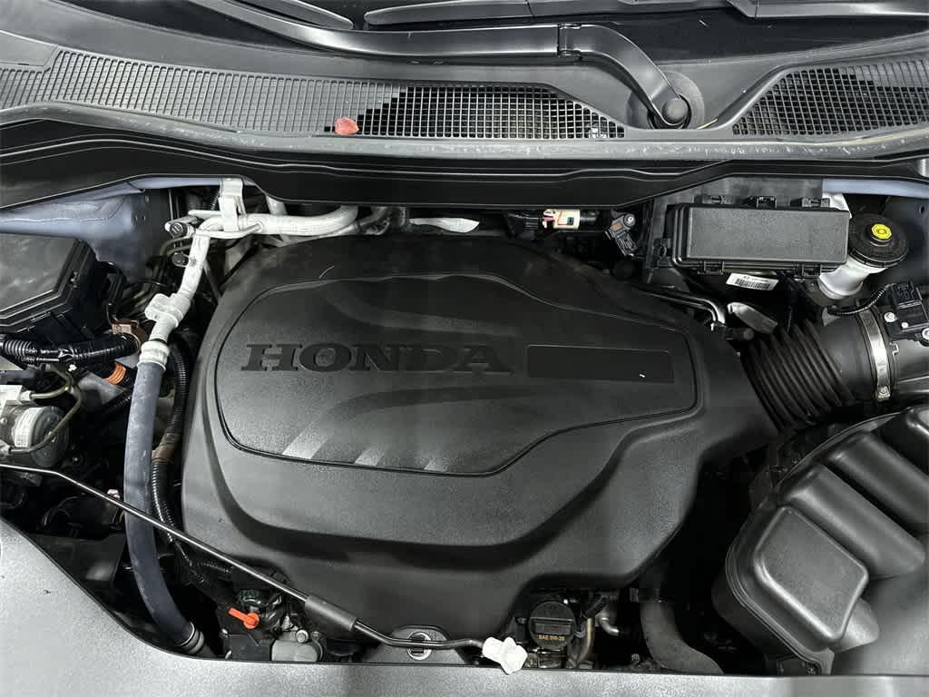 used 2022 Honda Passport car, priced at $32,250