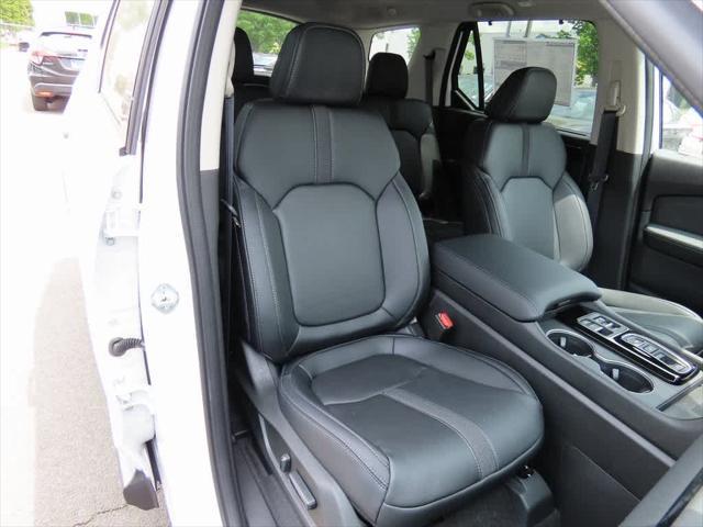 new 2025 Honda Pilot car, priced at $49,114