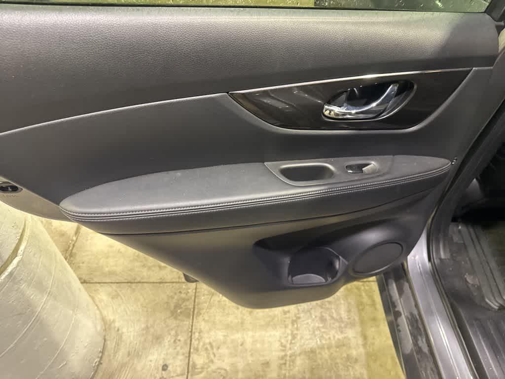 used 2019 Nissan Rogue car, priced at $16,408