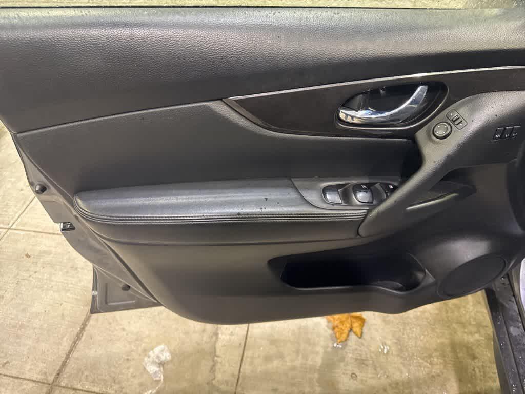 used 2019 Nissan Rogue car, priced at $16,408