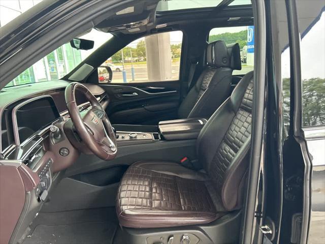 used 2022 Cadillac Escalade ESV car, priced at $63,995