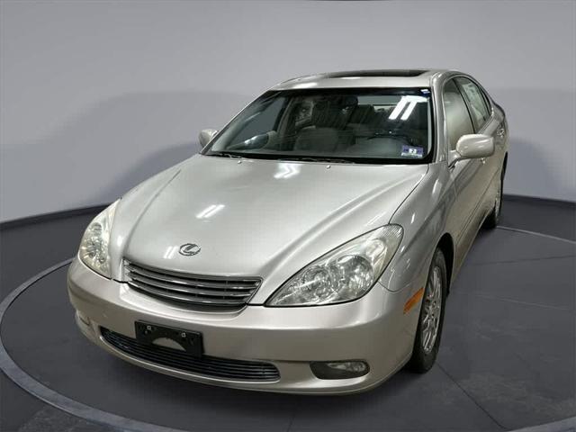 used 2004 Lexus ES 330 car, priced at $8,095