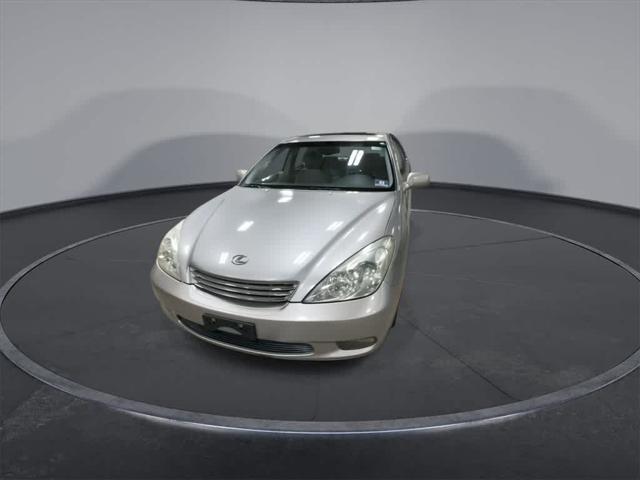 used 2004 Lexus ES 330 car, priced at $8,095
