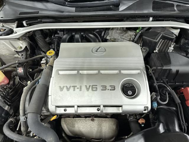 used 2004 Lexus ES 330 car, priced at $8,095