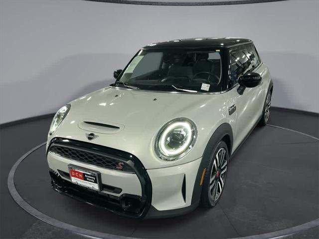 used 2022 MINI Hardtop car, priced at $25,109