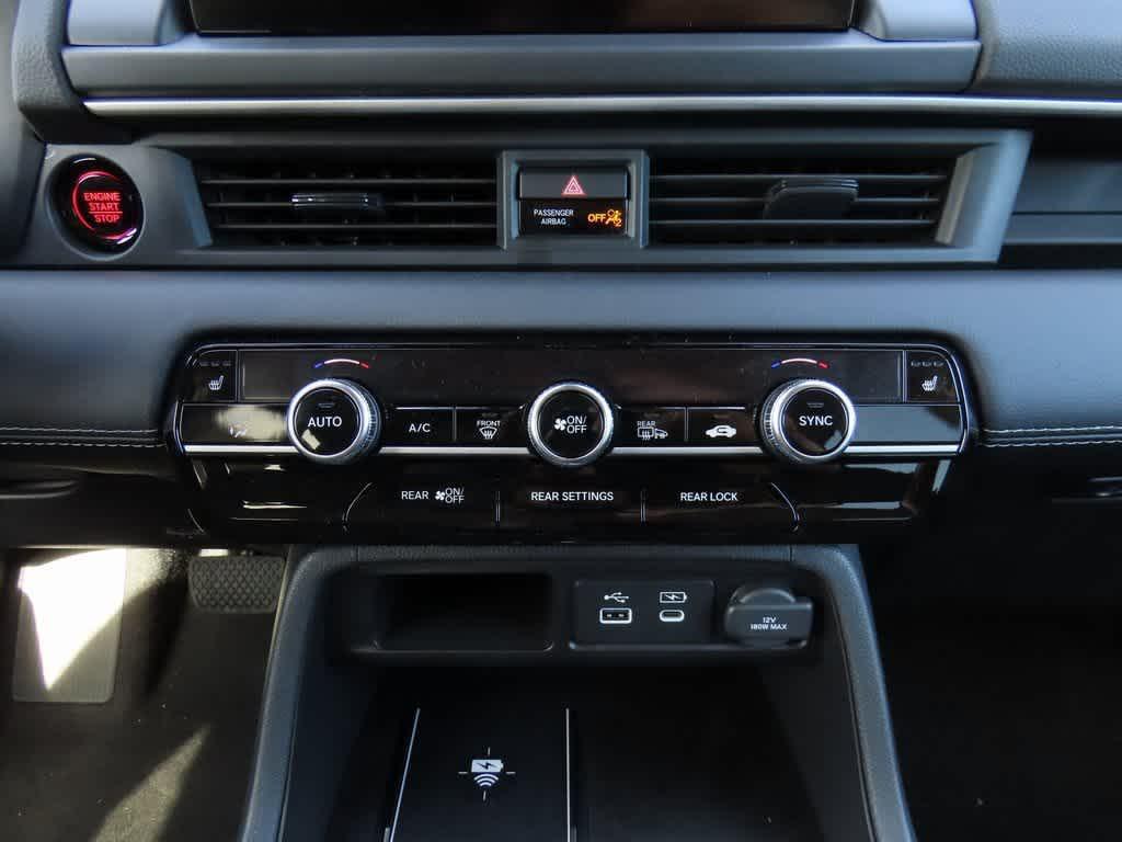 new 2025 Honda Pilot car, priced at $43,677