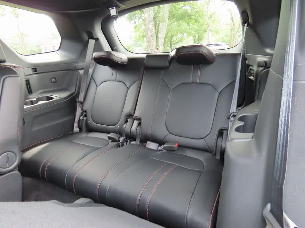 new 2025 Honda Pilot car, priced at $47,957