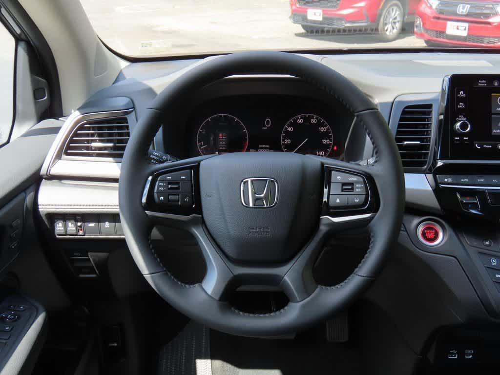 new 2026 Honda Odyssey car, priced at $44,145