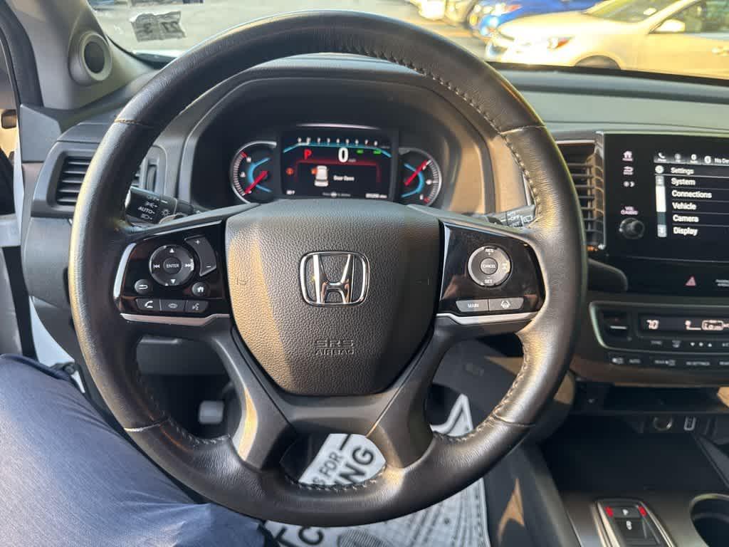 used 2022 Honda Pilot car, priced at $30,302