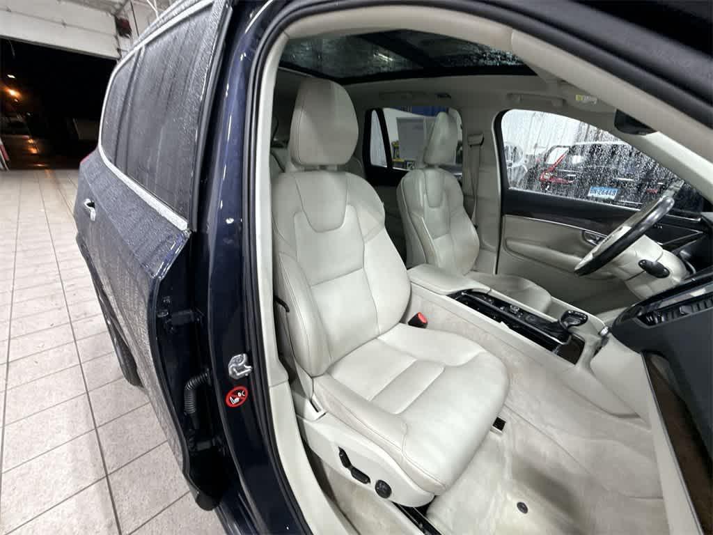 used 2016 Volvo XC90 car, priced at $14,077