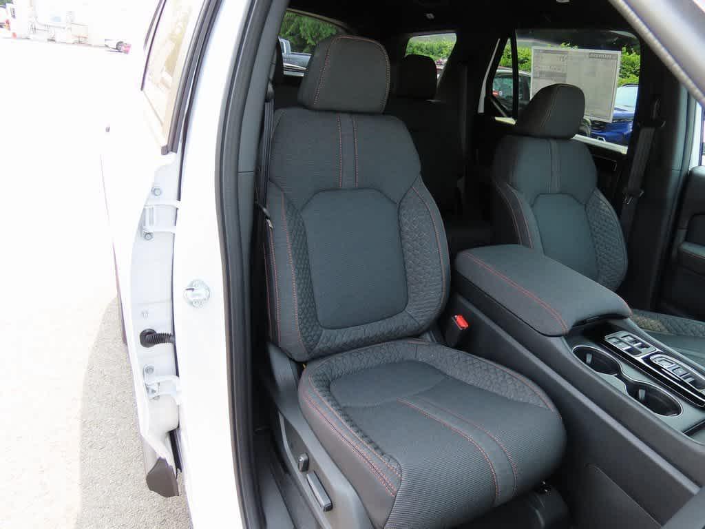 new 2025 Honda Pilot car, priced at $41,162