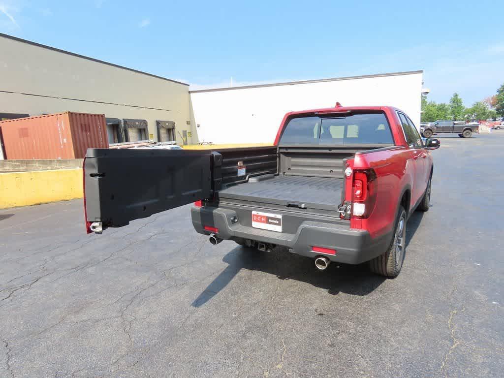 new 2025 Honda Ridgeline car, priced at $41,885