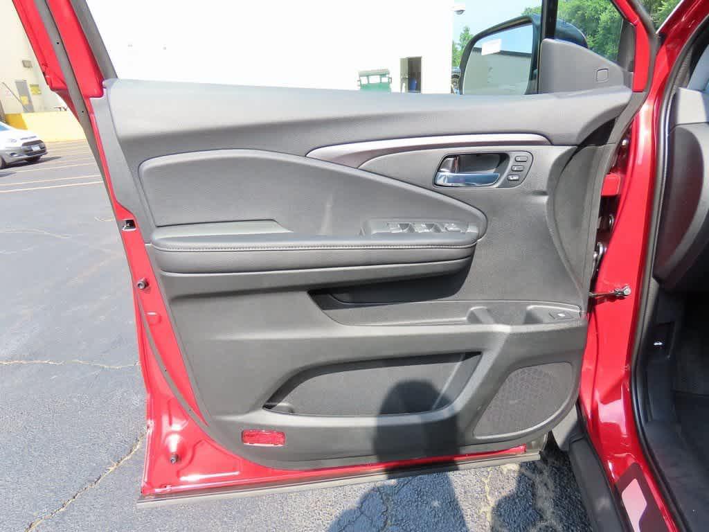 new 2025 Honda Ridgeline car, priced at $41,885