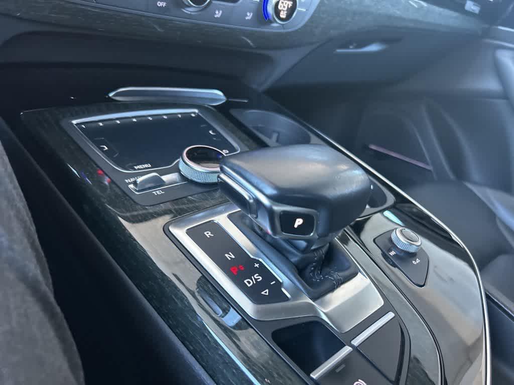 used 2019 Audi Q7 car, priced at $15,431