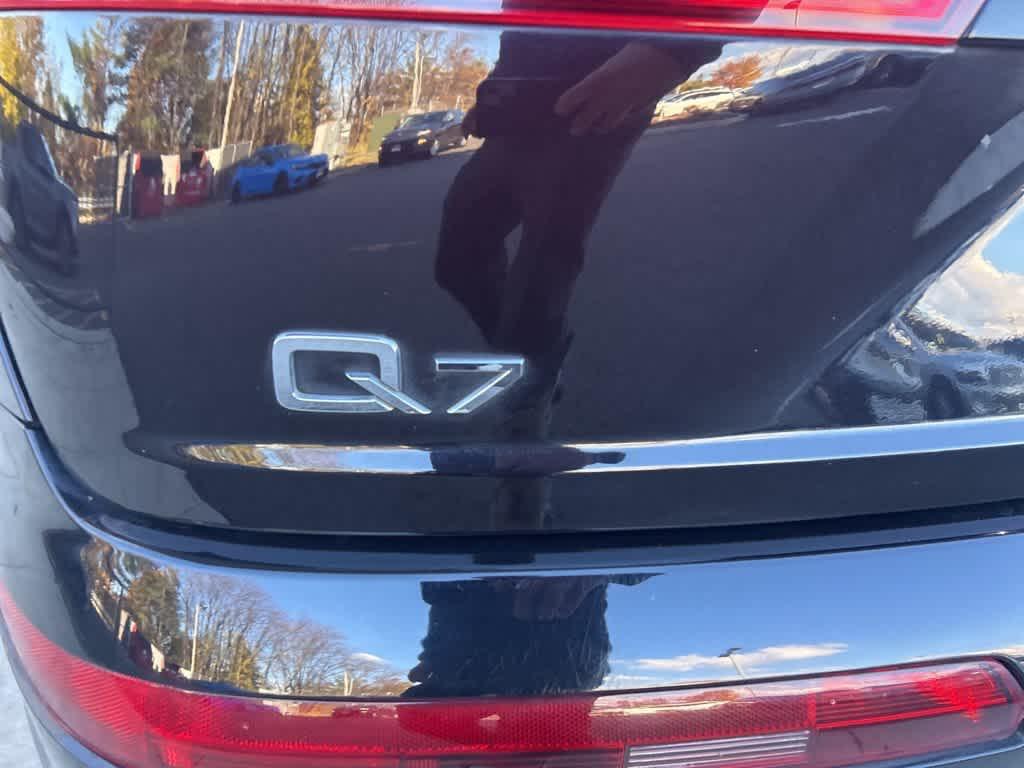 used 2019 Audi Q7 car, priced at $15,431
