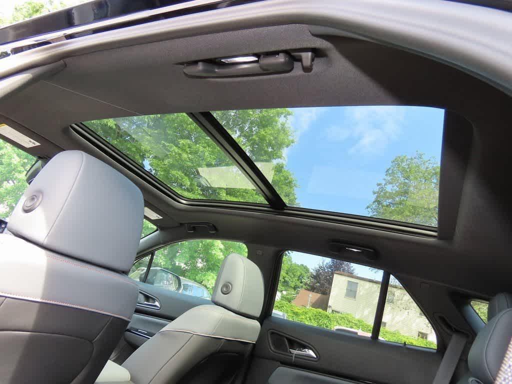 new 2025 Honda Prologue car, priced at $52,365