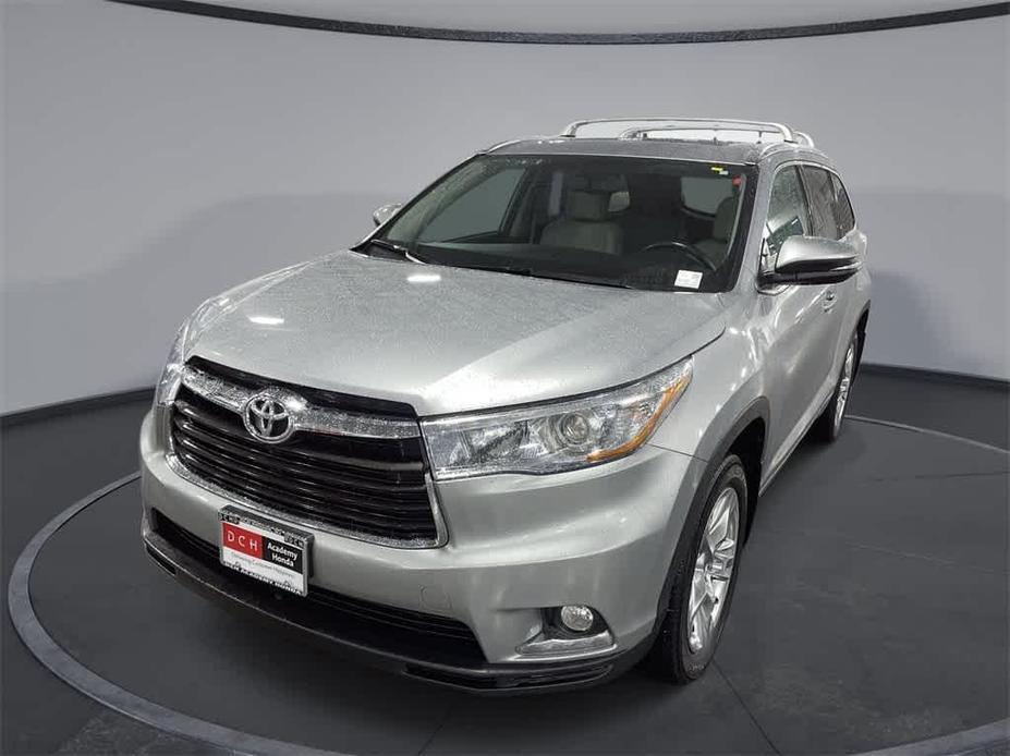 used 2014 Toyota Highlander car, priced at $22,725