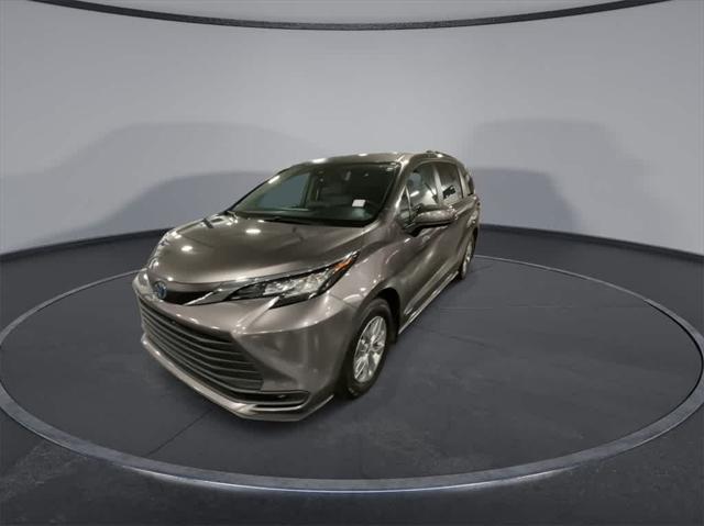 used 2021 Toyota Sienna car, priced at $32,250