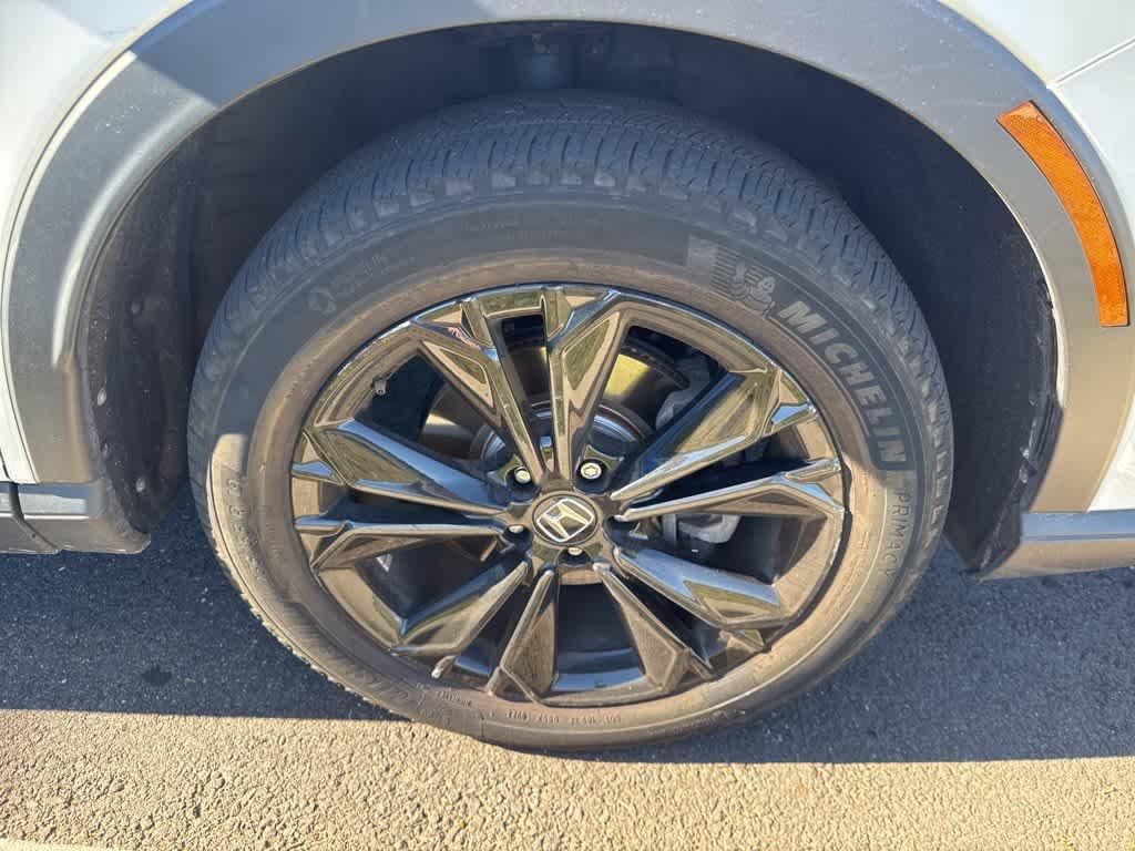 used 2023 Honda CR-V Hybrid car, priced at $32,900