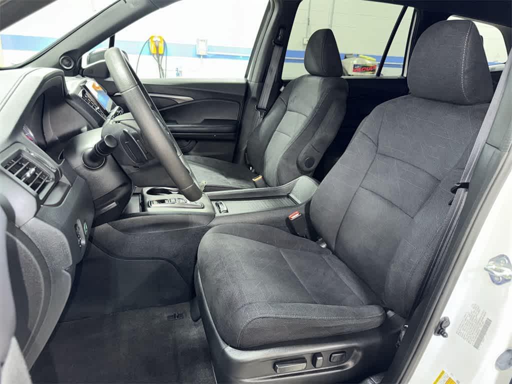 used 2022 Honda Pilot car, priced at $26,350