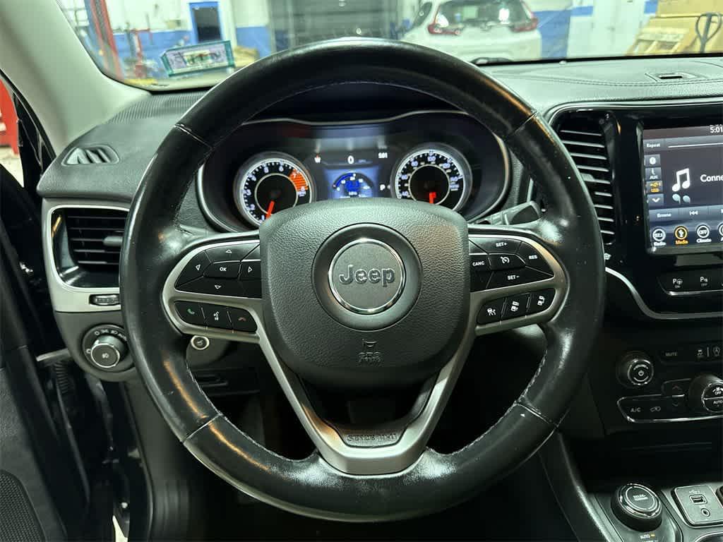 used 2019 Jeep Cherokee car, priced at $12,400