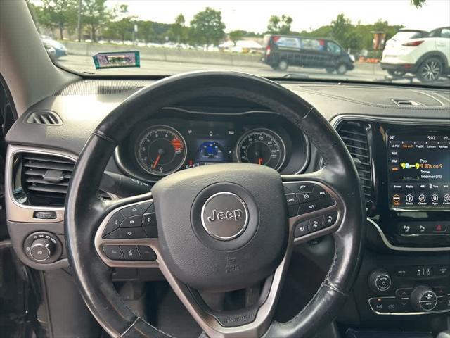 used 2019 Jeep Cherokee car, priced at $13,567