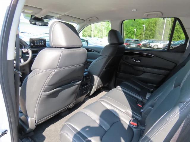 new 2025 Honda Pilot car, priced at $45,305