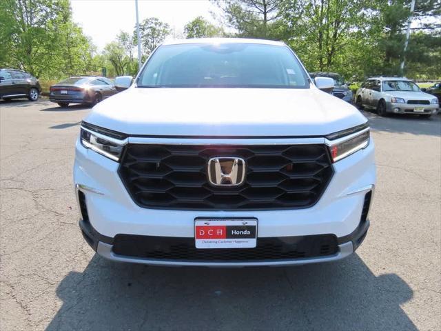 new 2025 Honda Pilot car, priced at $45,305
